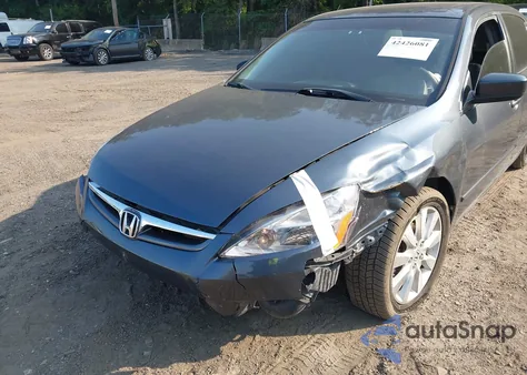 2007 Honda Accord 3.0 Ex z USA, uszkodzony, nr VIN 1HGCM66877A014291